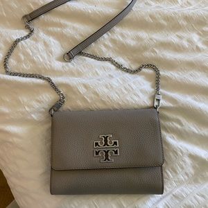 BRAND NEW TAUPE CROSSBODY TORY BURCH